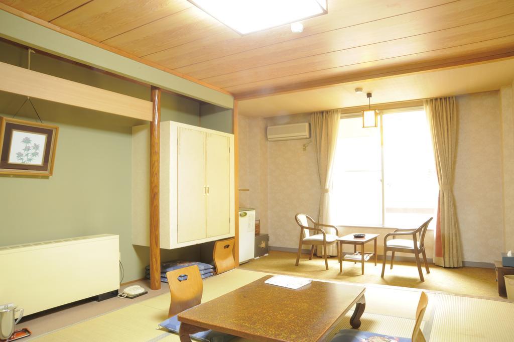 Takizawakan Hotel Maebashi Buitenkant foto
